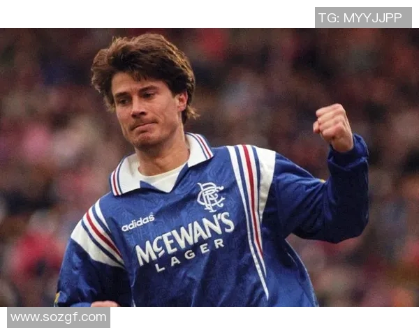 足球场上传奇瞬间再现 经典球星动作集锦带你重温巅峰时刻